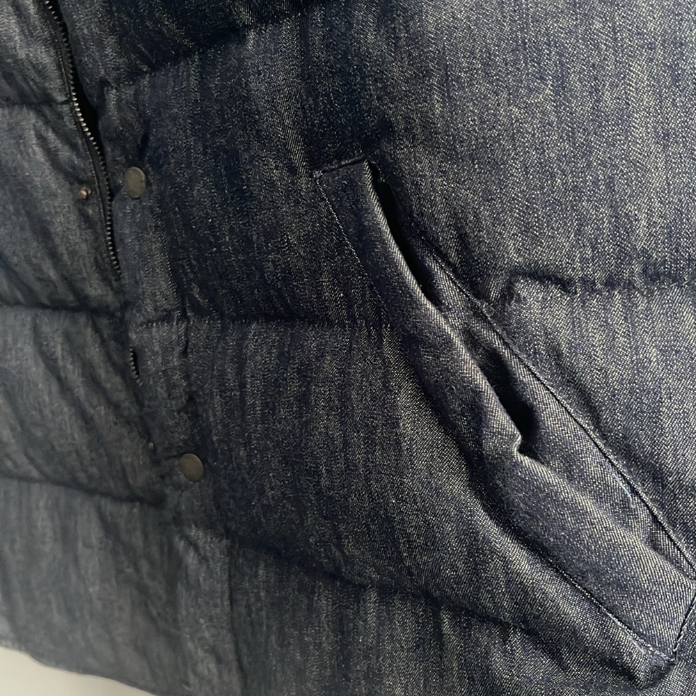 Levi Strauss & Co. Mens XL Full-Zip Vest - Picture 4 of 7